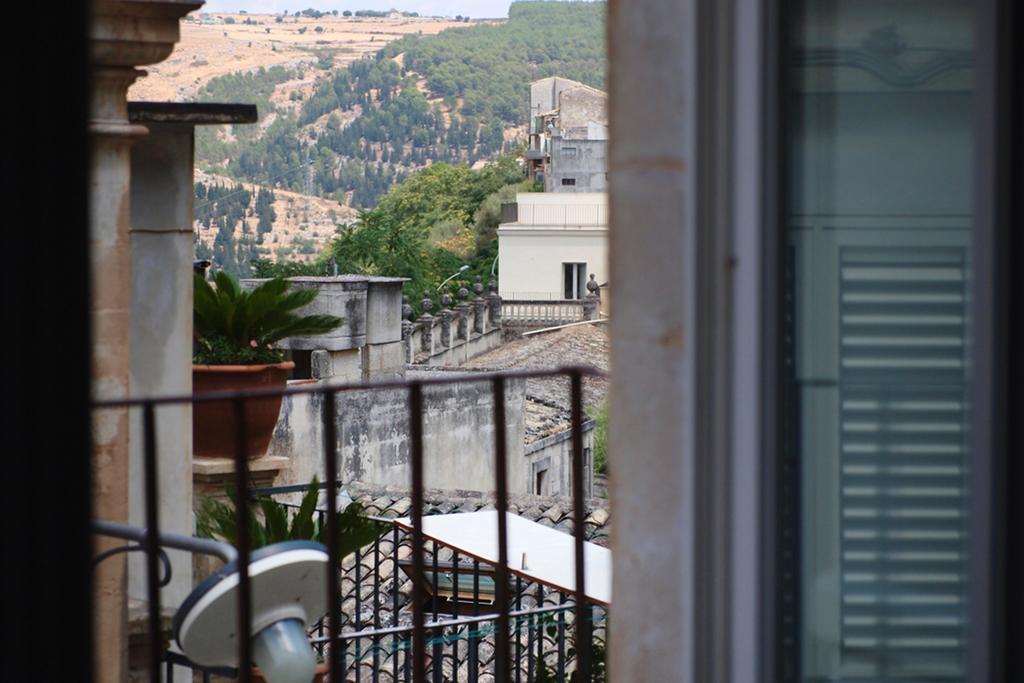 Hotel Dell'Orologio Ragusa Exterior foto
