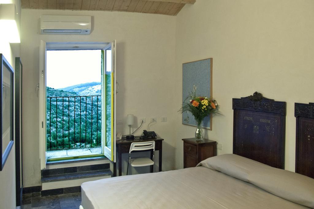 Hotel Dell'Orologio Ragusa Exterior foto